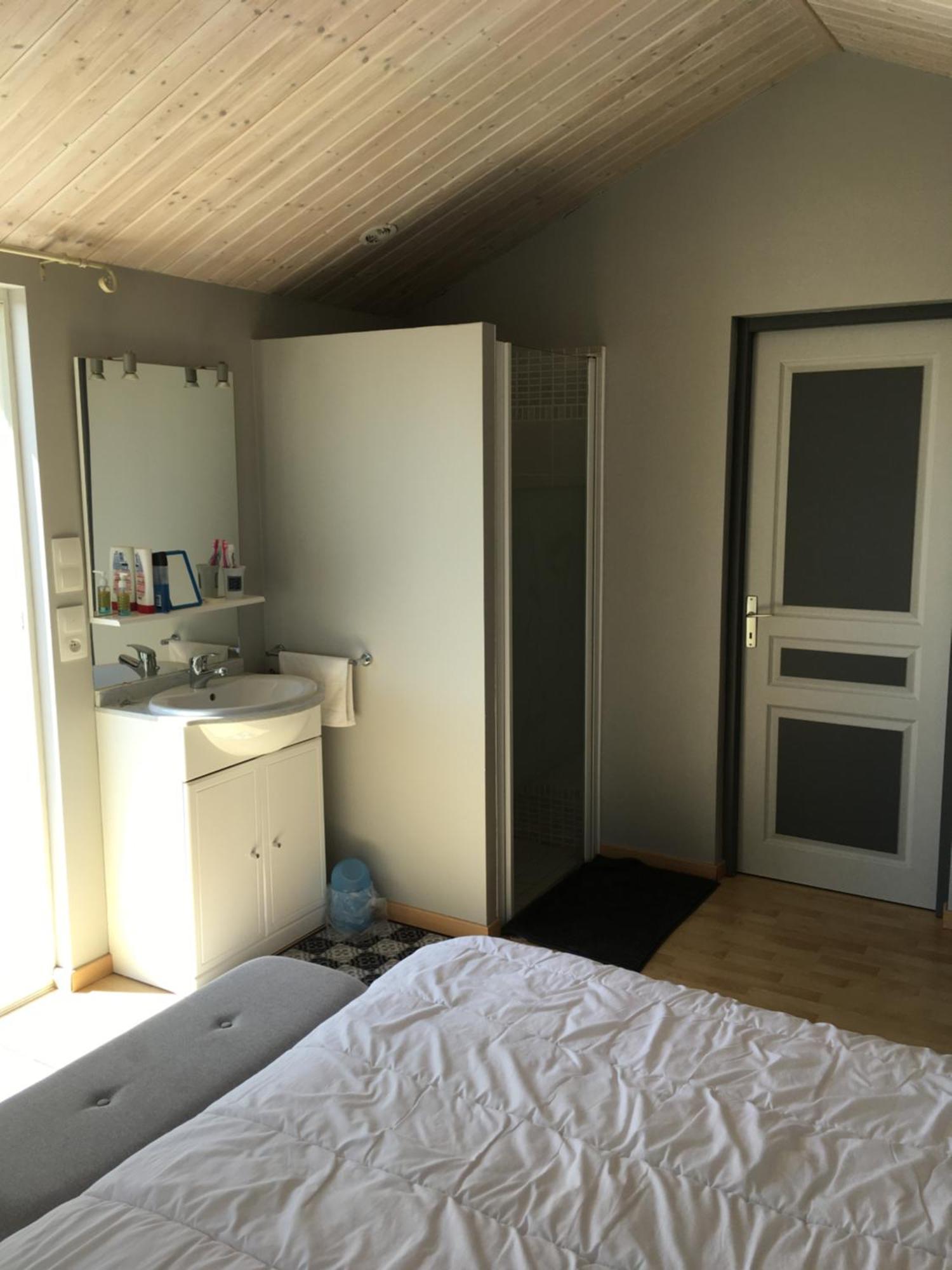 Chambre Grise Barbâtre Exteriér fotografie